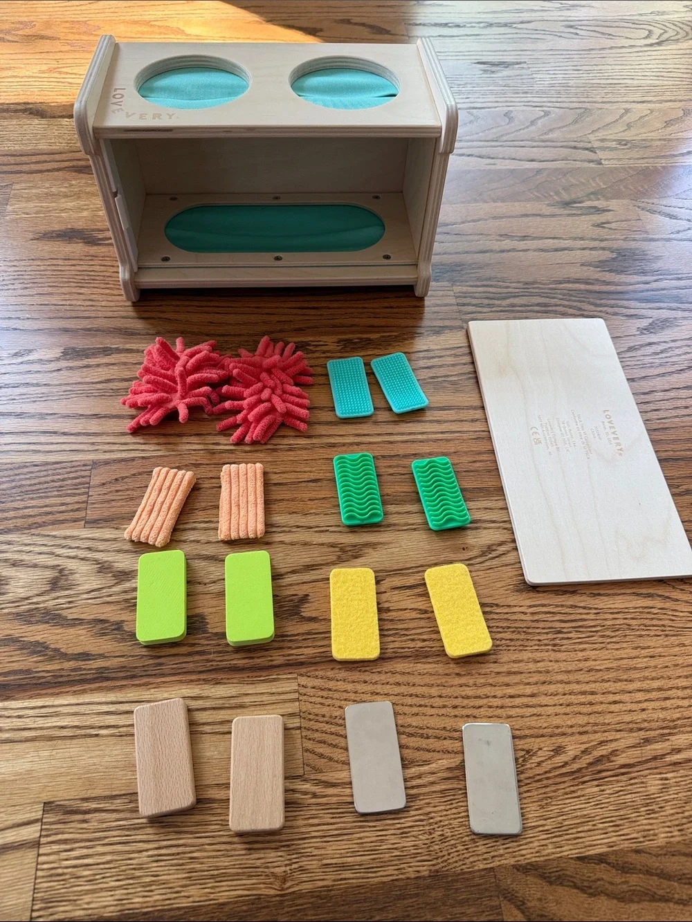 Lovevery- The Analyst Play Kit, Montessori Sensory Box